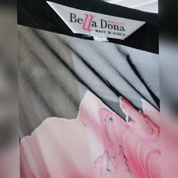 Bella Dona Two Piece Set Size Small - Picture 5 of 8